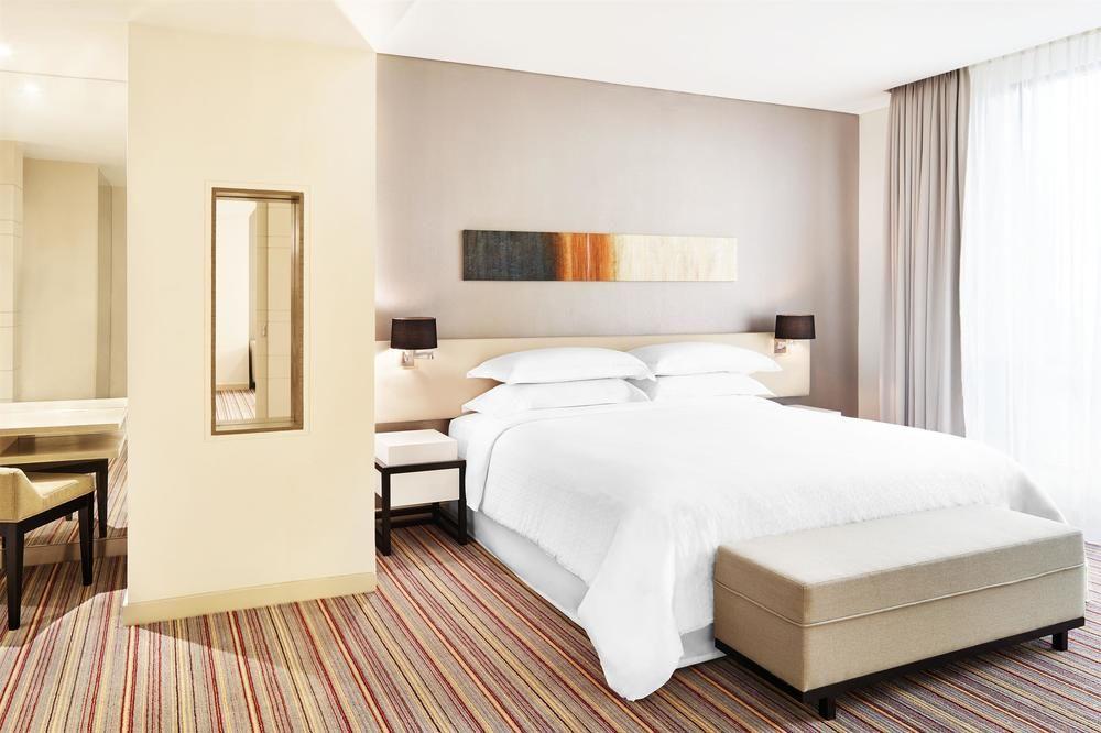 Four Points By Sheraton Puchong Exterior photo