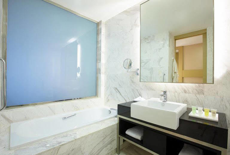Four Points By Sheraton Puchong Exterior photo